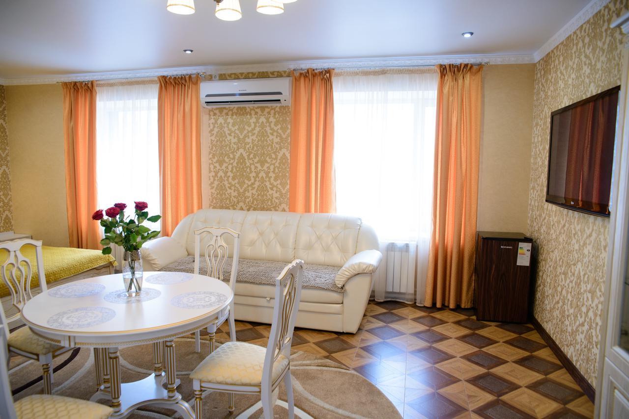 Hotel Hizhina Petropavlovsk Bagian luar foto